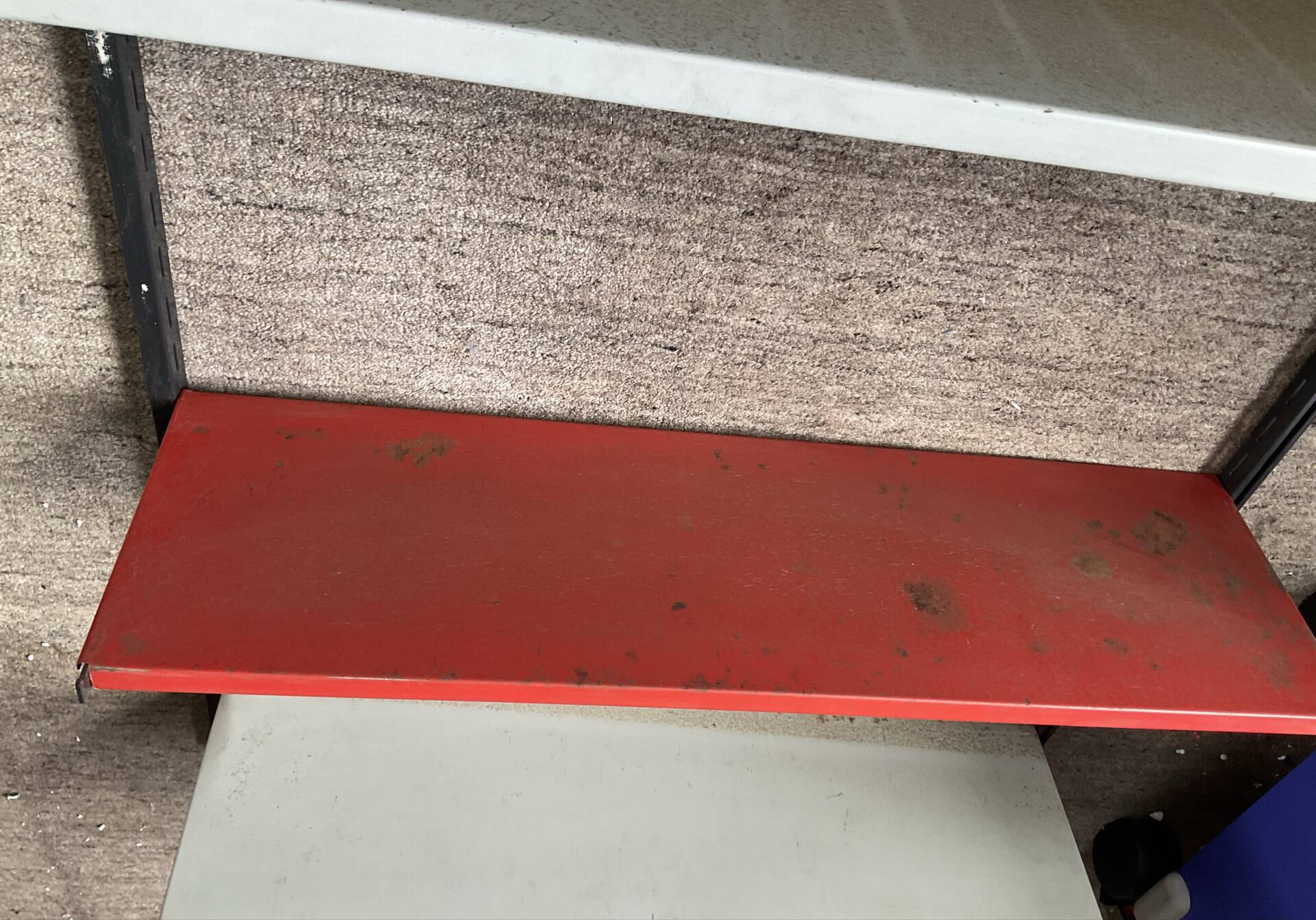 Tomado wall shelf from the 1950s-60s.