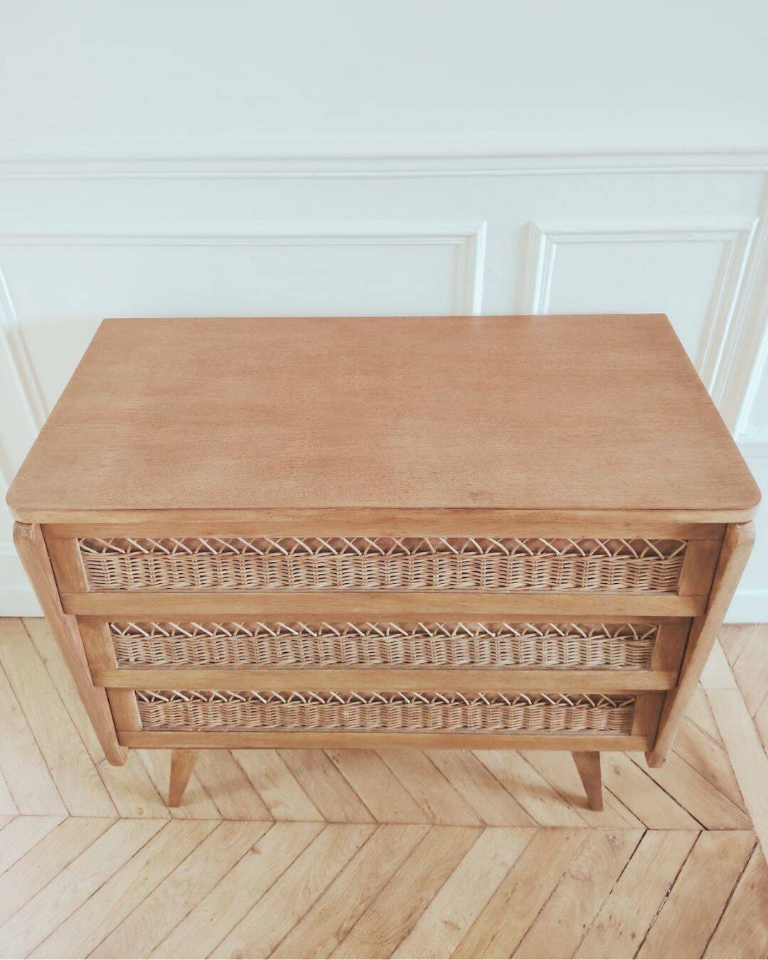 Renovated vintage chest of drawers, 1960s, made of wood and rattan.