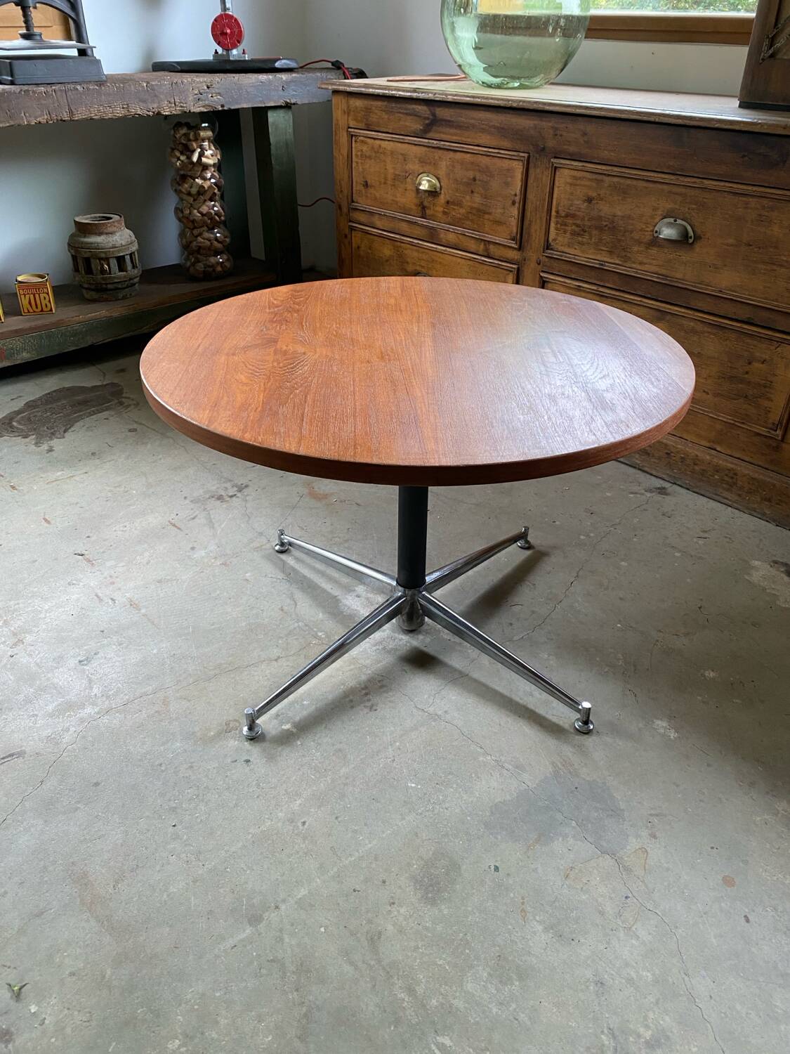 70s design round coffee table