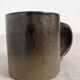 Mug ou tasse brutaliste en grès des années 50/60