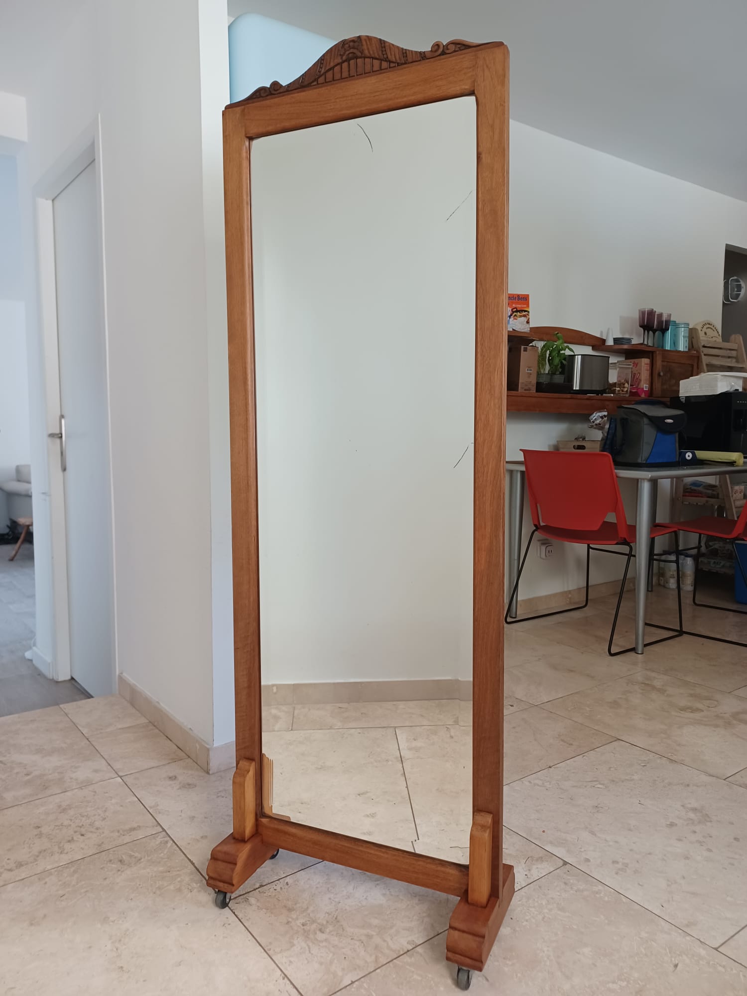 Psyche art-deco mirror on wheels