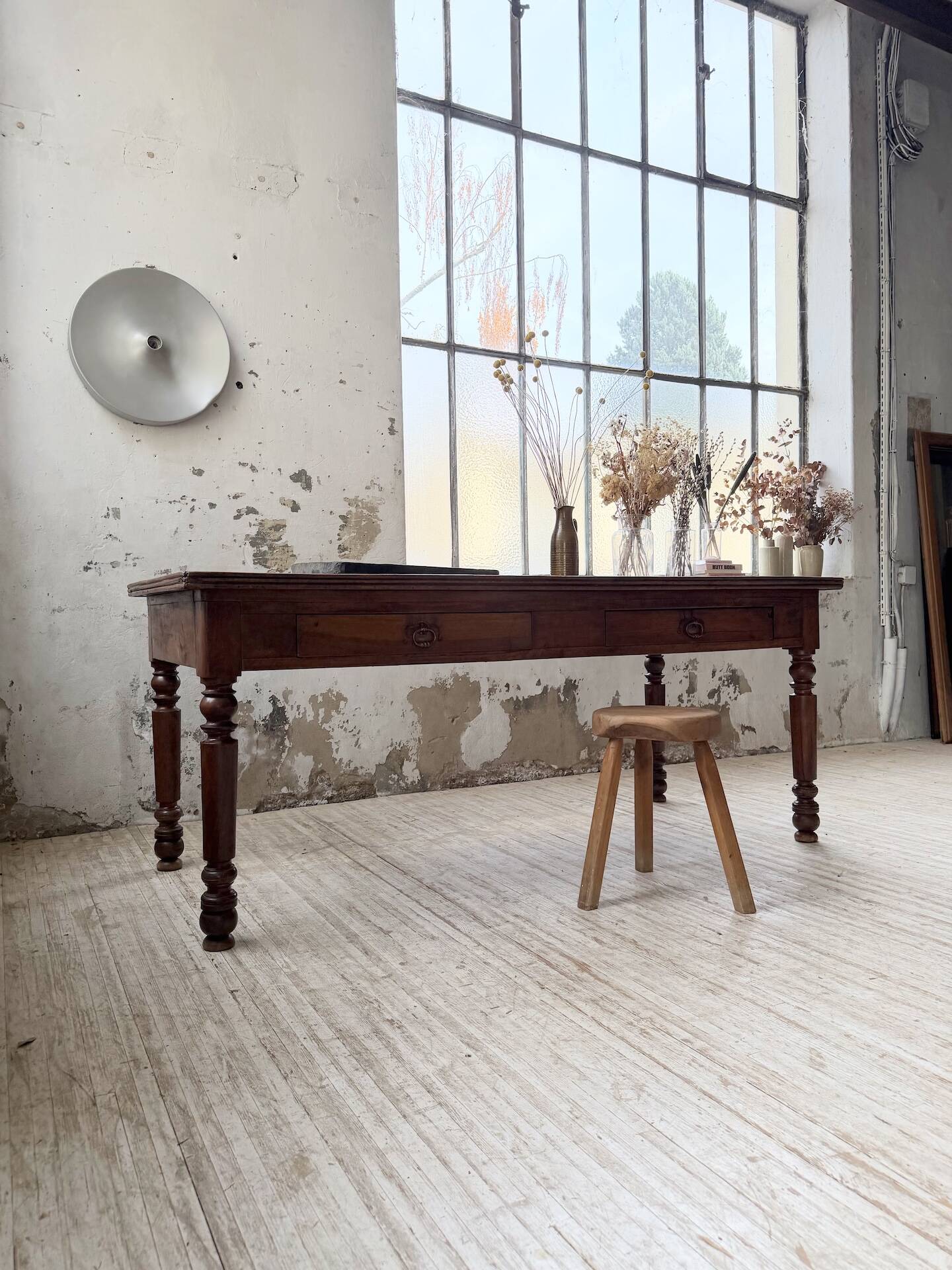 Table de ferme ou table de drapier noyer massif 1900