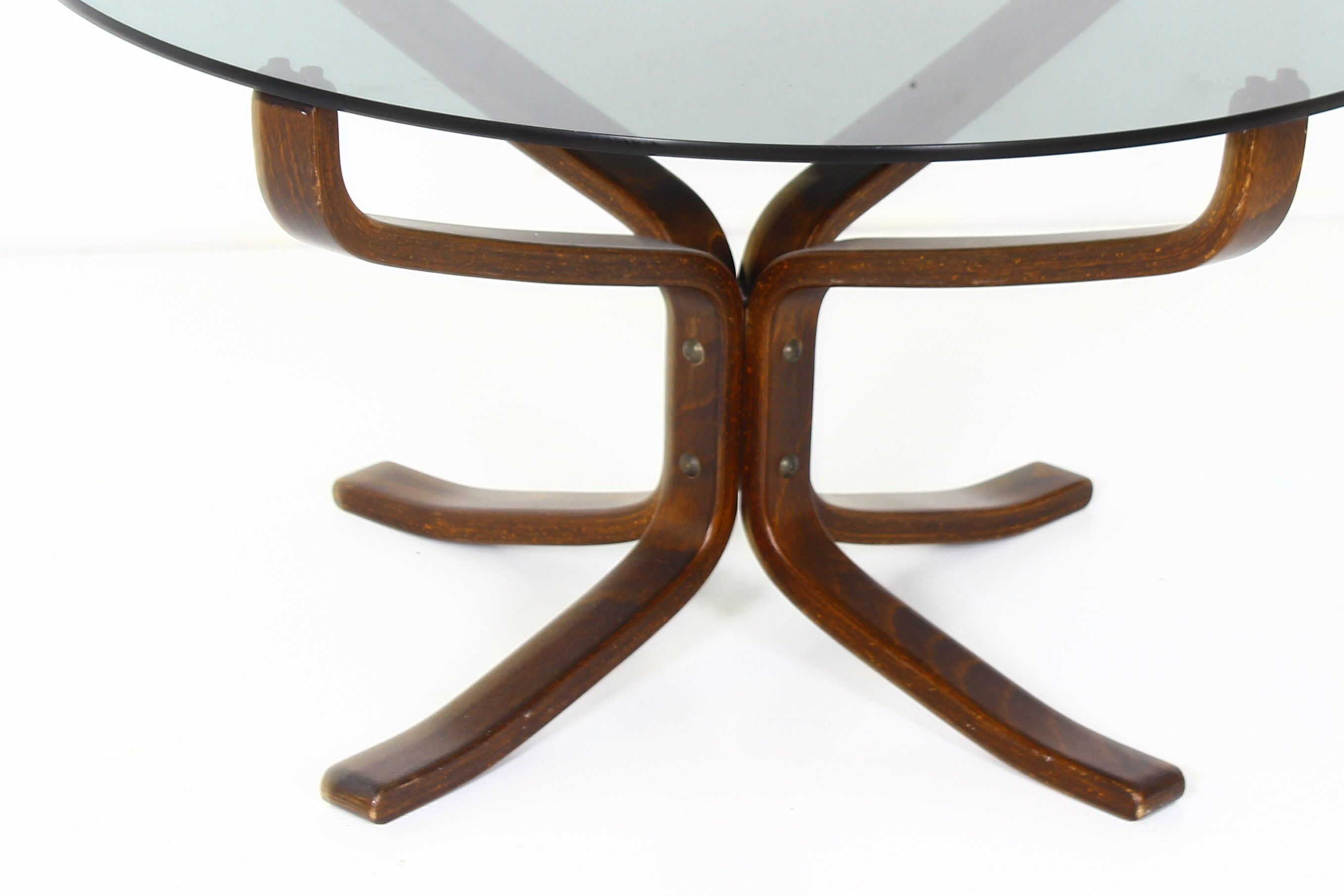 Vintage falcon coffee table by Sigurd Resell, norway 1970
