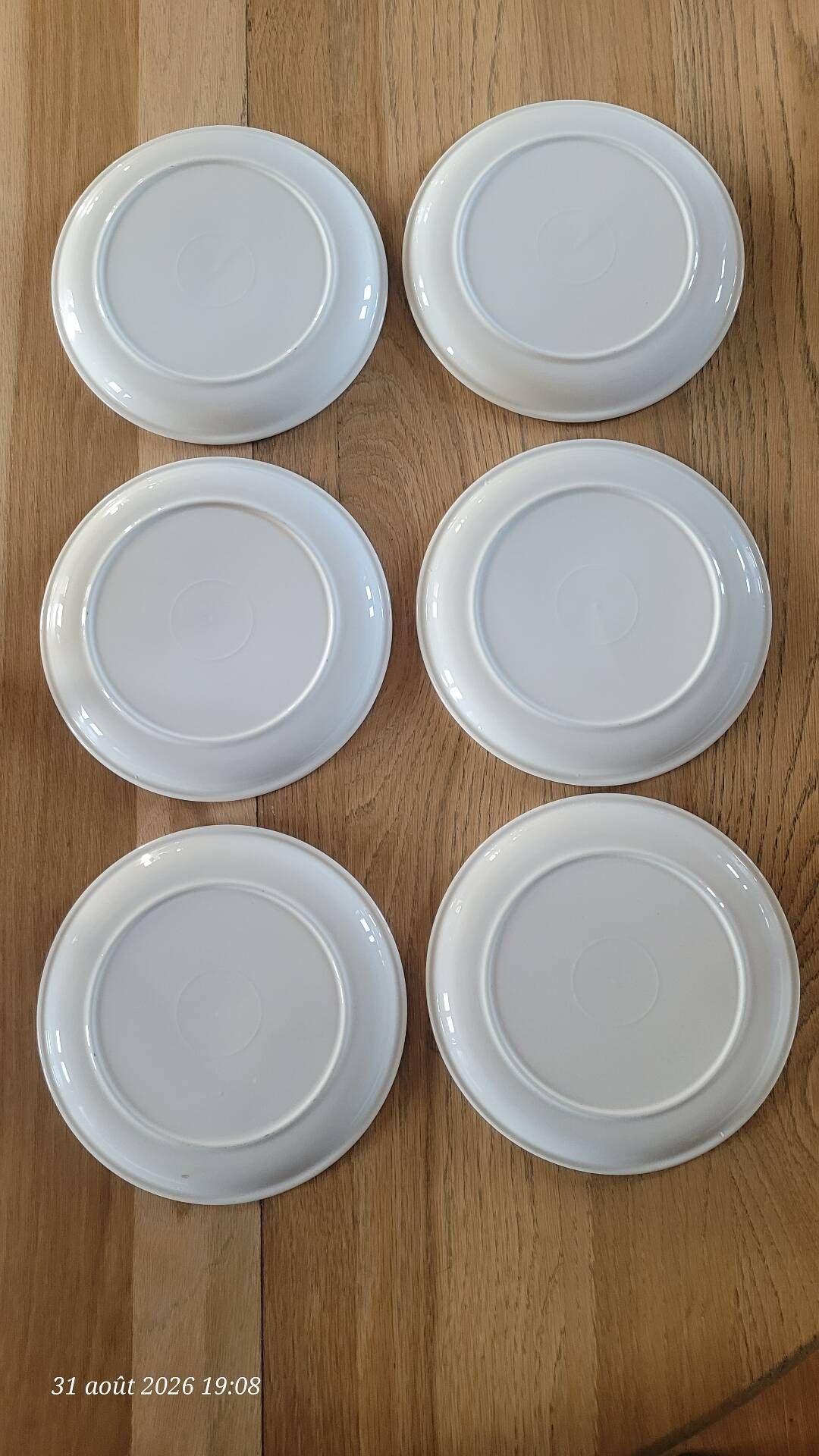 6 retro cheese plates