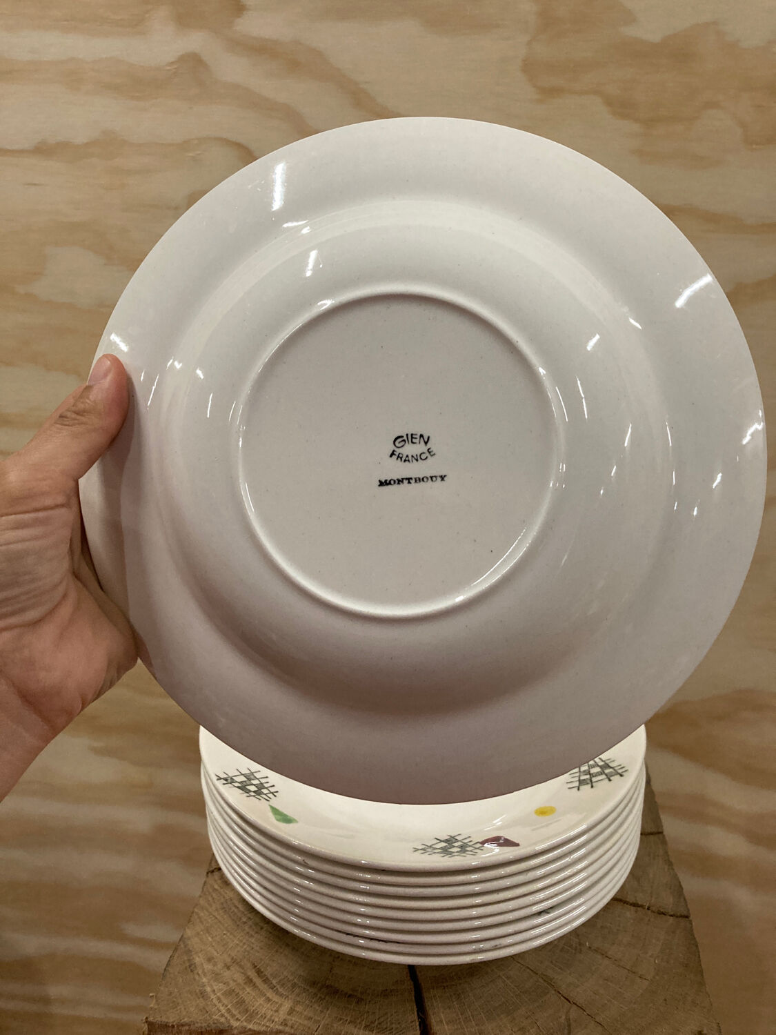 10 soup plates 1960/1970 vintage Gien model Montbouy