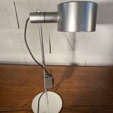 Lampe de bureau rise and fall de peter nelson et ronald home pour conelight