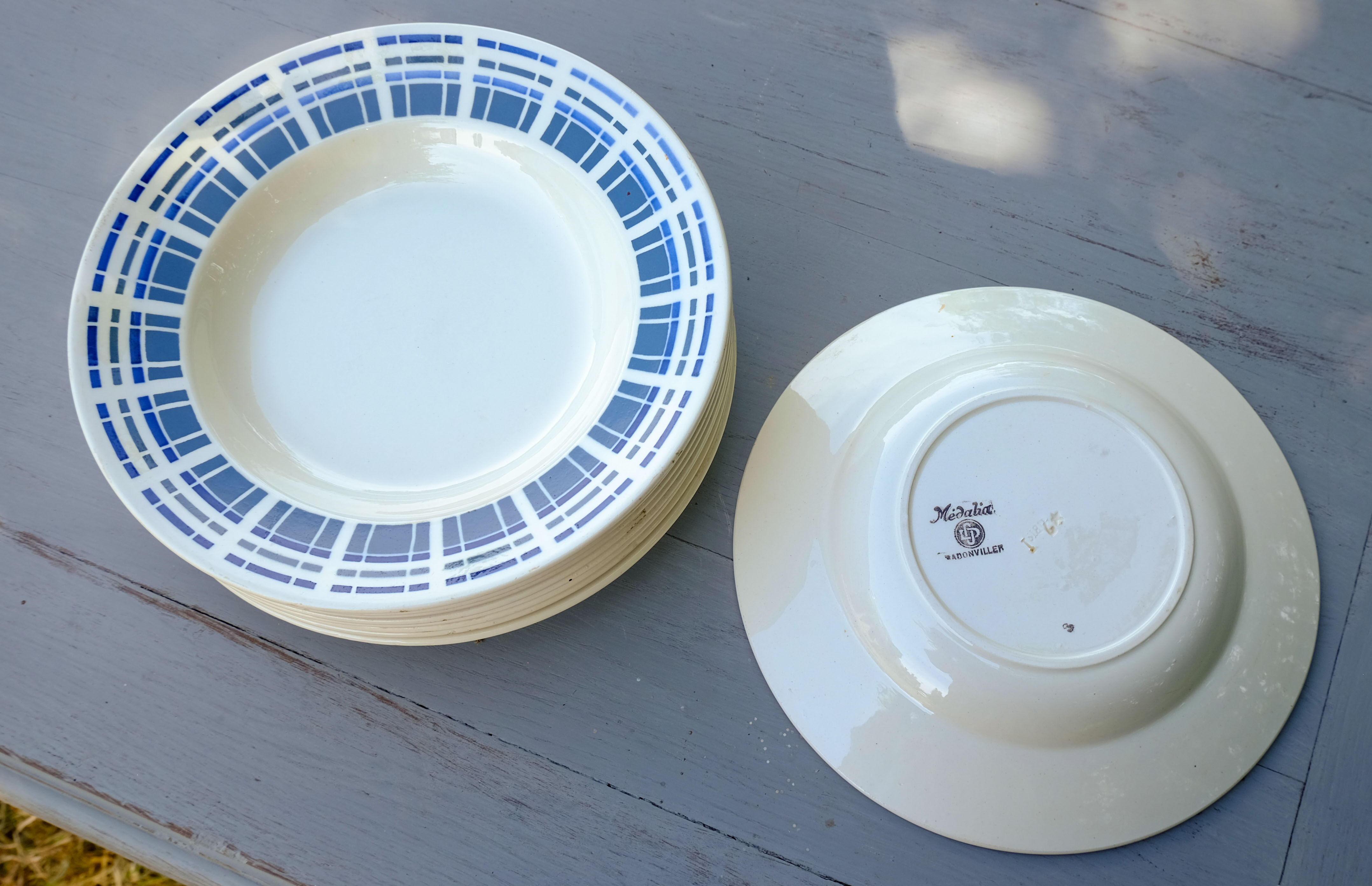 Hollow plate faience Badonvillier