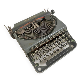 Smith Premier Portable Typewriter 1930