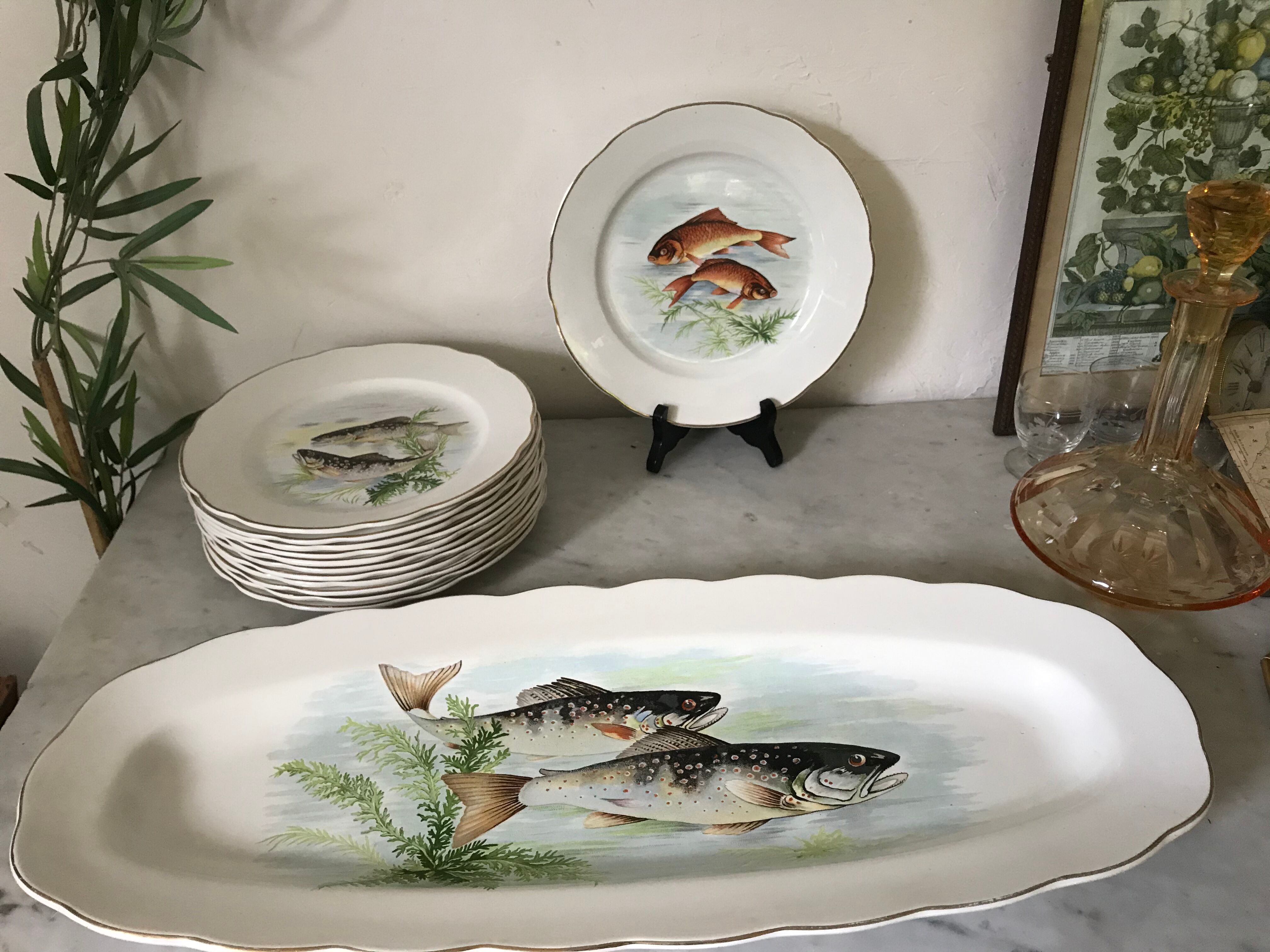 12 Digoin plates - Sarreguemines