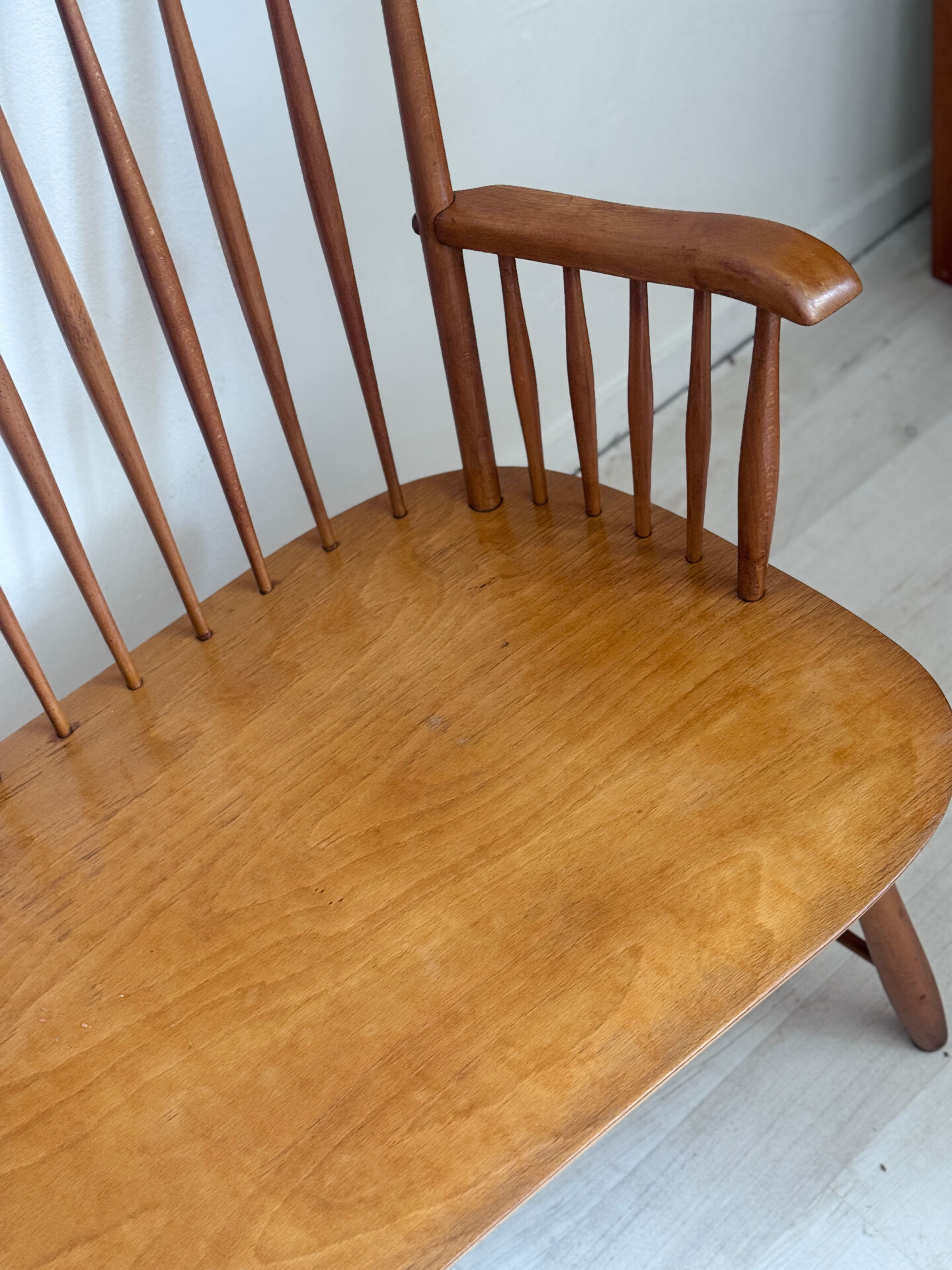 Vintage ‘winsdsor’ bench and chairs 1950’s