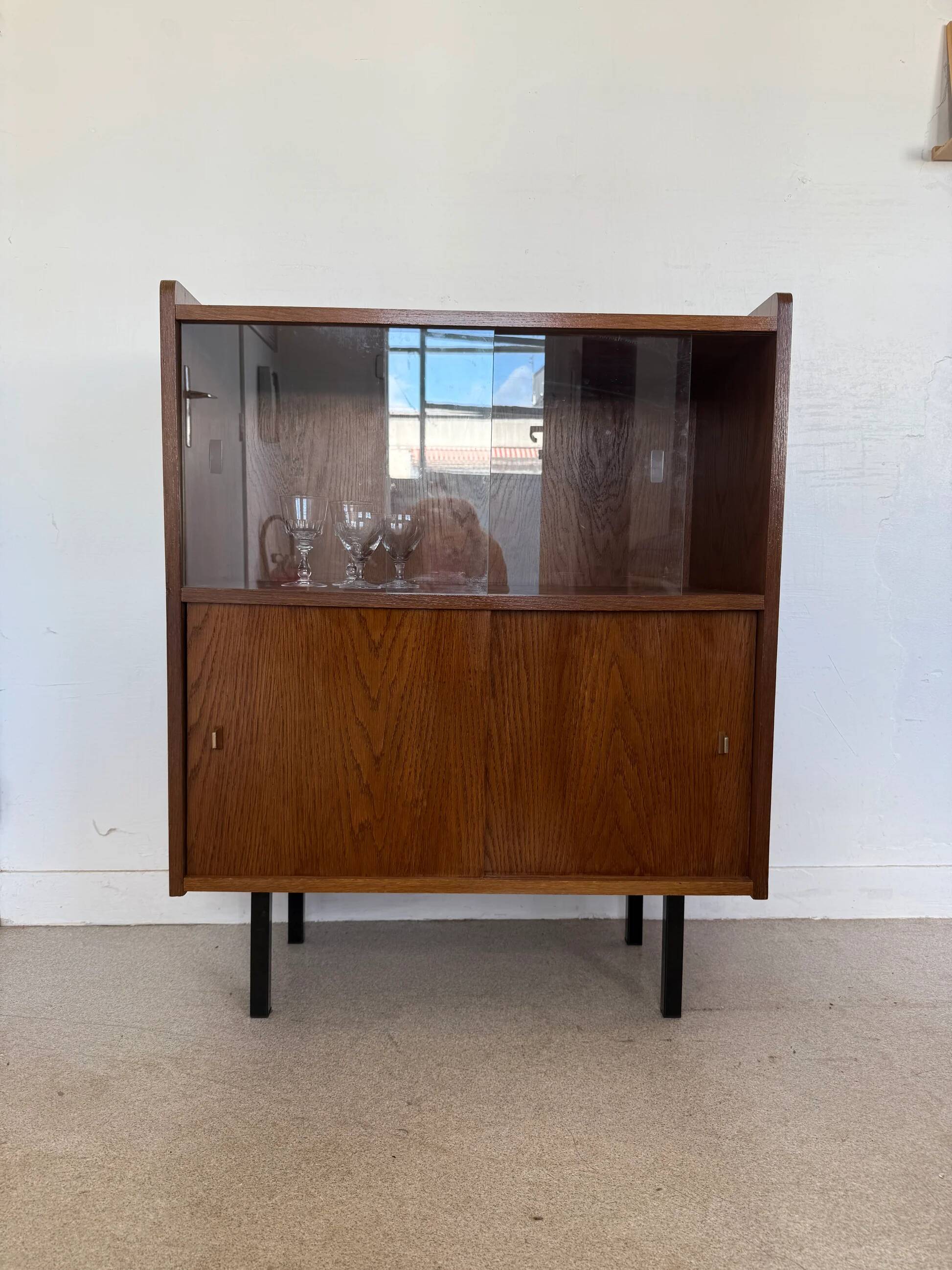 Buffet vaisselier vintage placage chêne