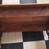 Table with turned legs