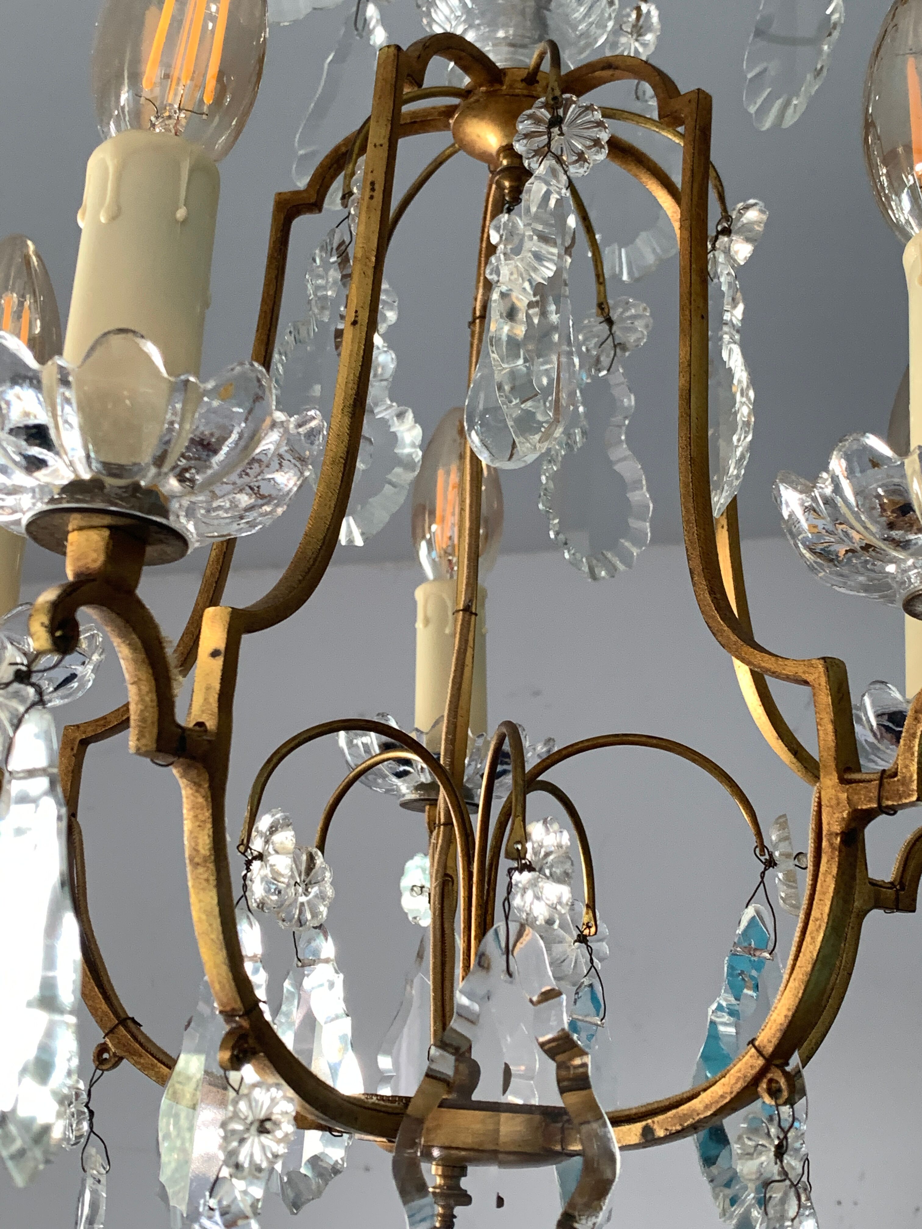 Lustre pampilles en cristal style Louis XVI, XXème