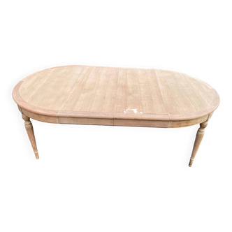 Renovated Louis Philippe round extendable dining table from the 19th century, 210cm.