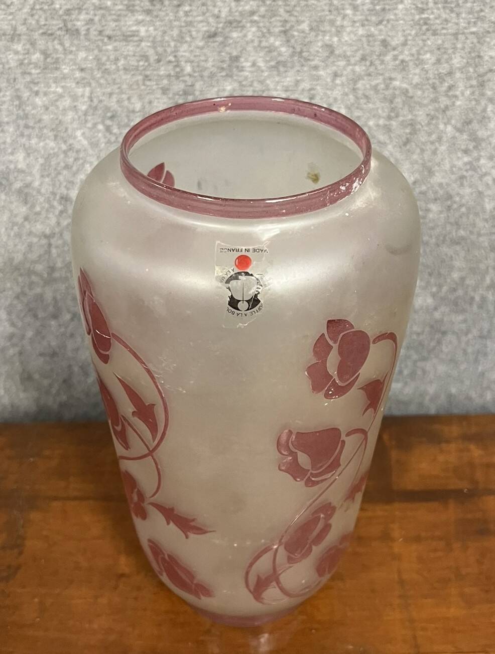 Daum (in the style): large multi-layered vase decorated with purple flowers circa 1930