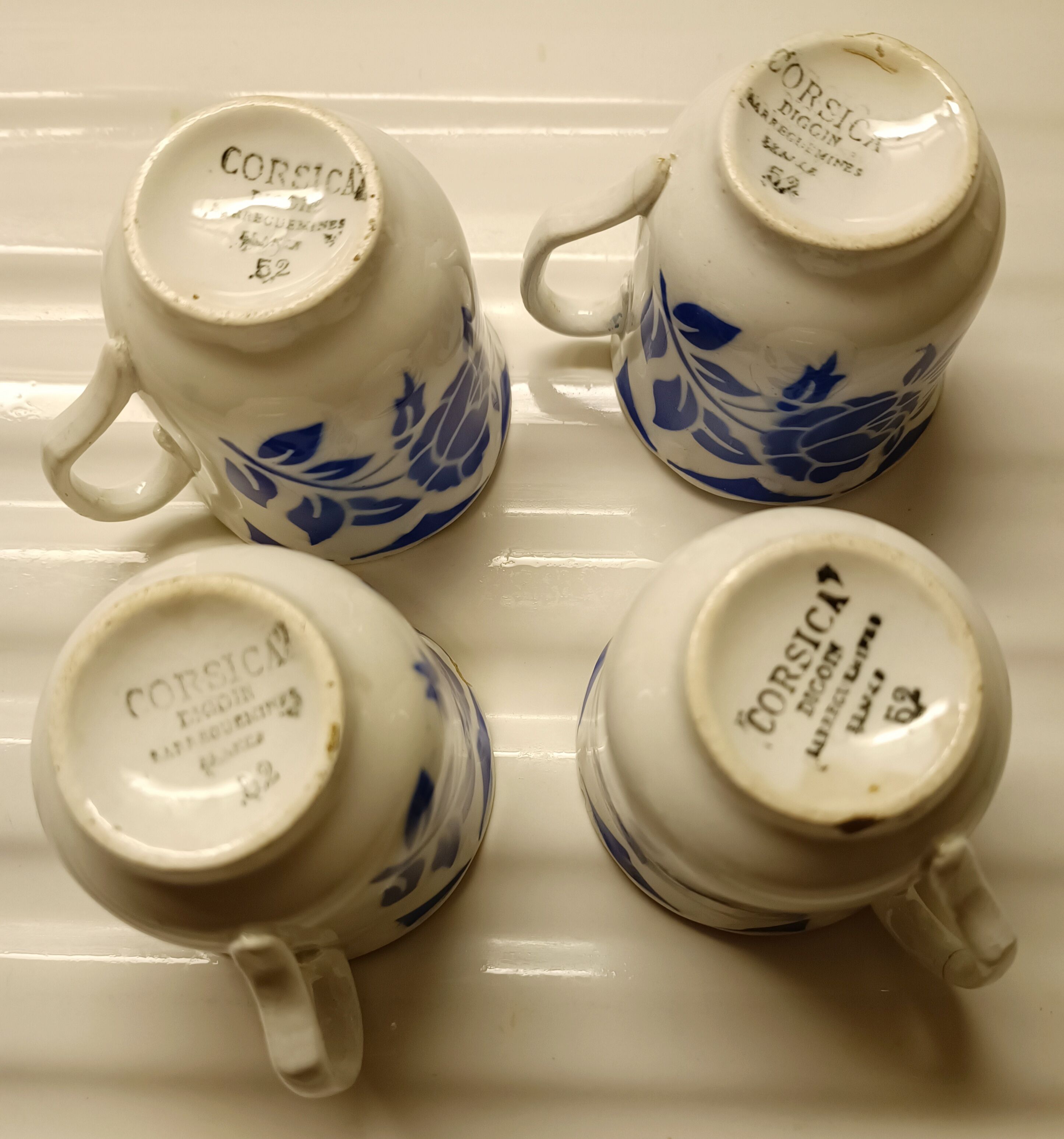 4 tasses terre de fer Digoin Sarreguemines