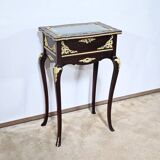 Middle Display Table in Stained Mahogany, Louis XV style, Napoleon III period – Mid-19th century