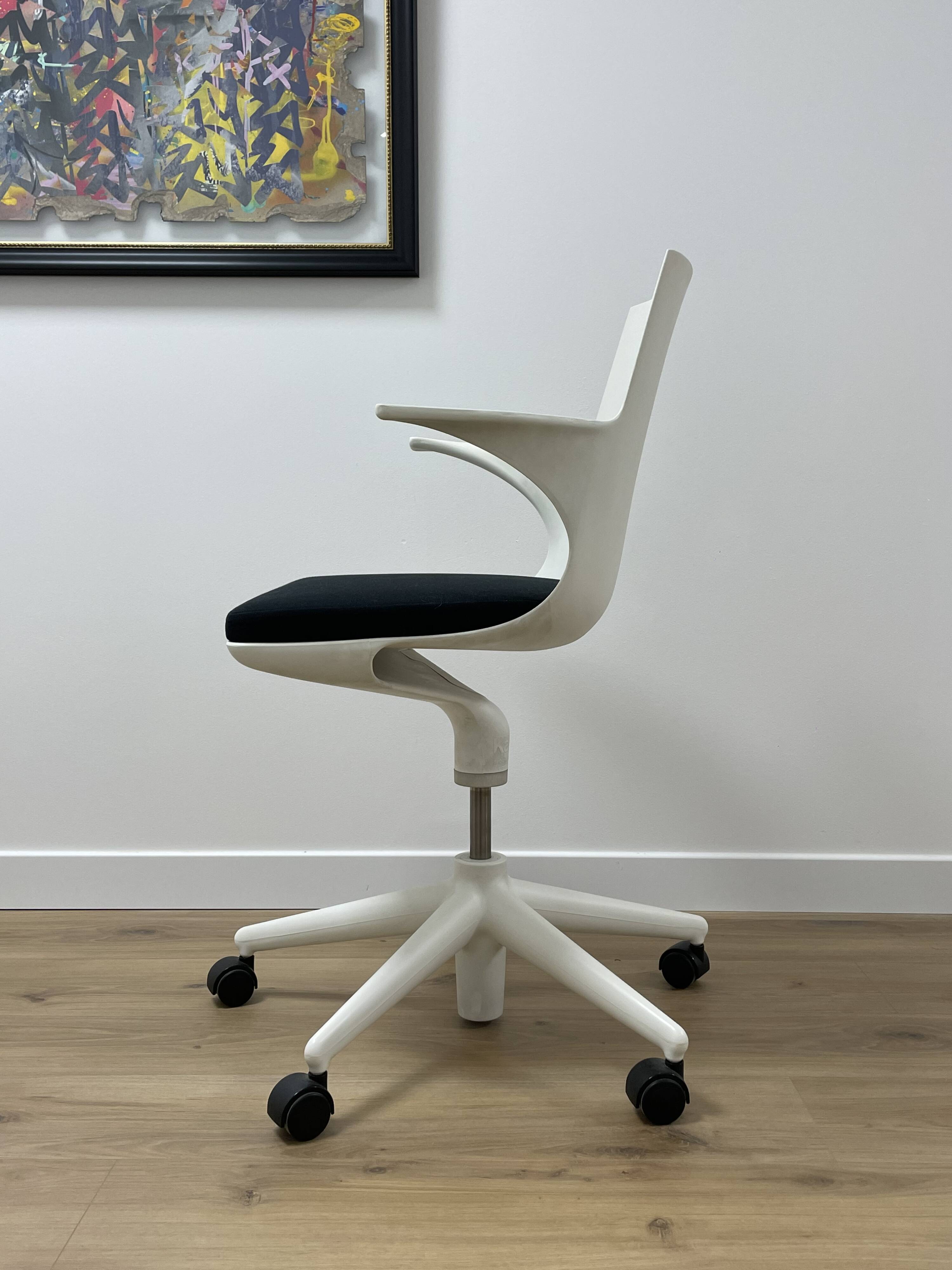 Spoon vintage office chair by Kartell