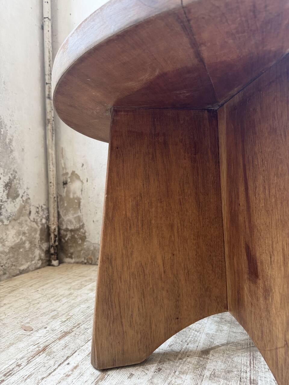 Constructivist gueridon 1950 mahogany