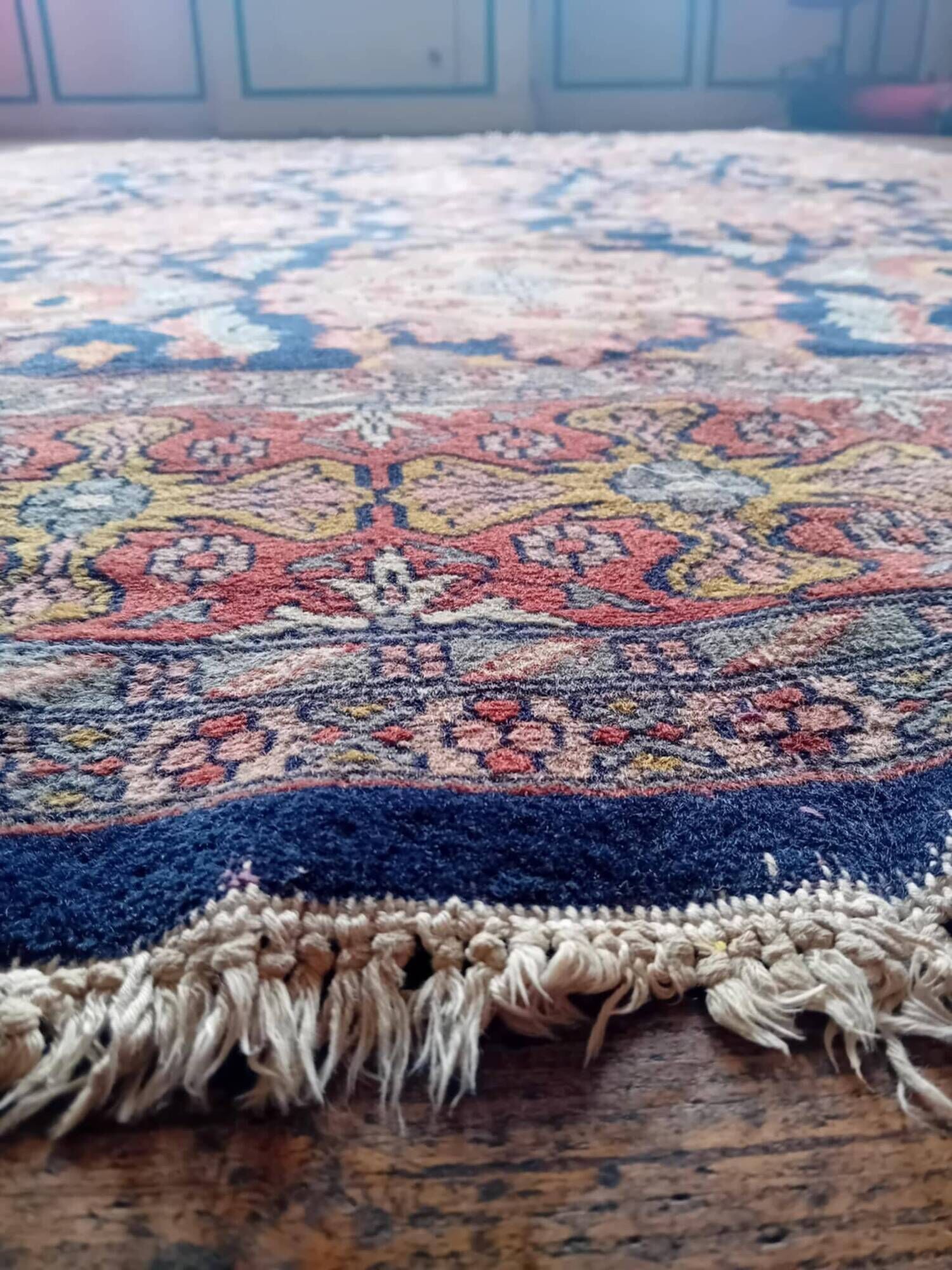 Tapis Pakistanais fait main 277x188cm