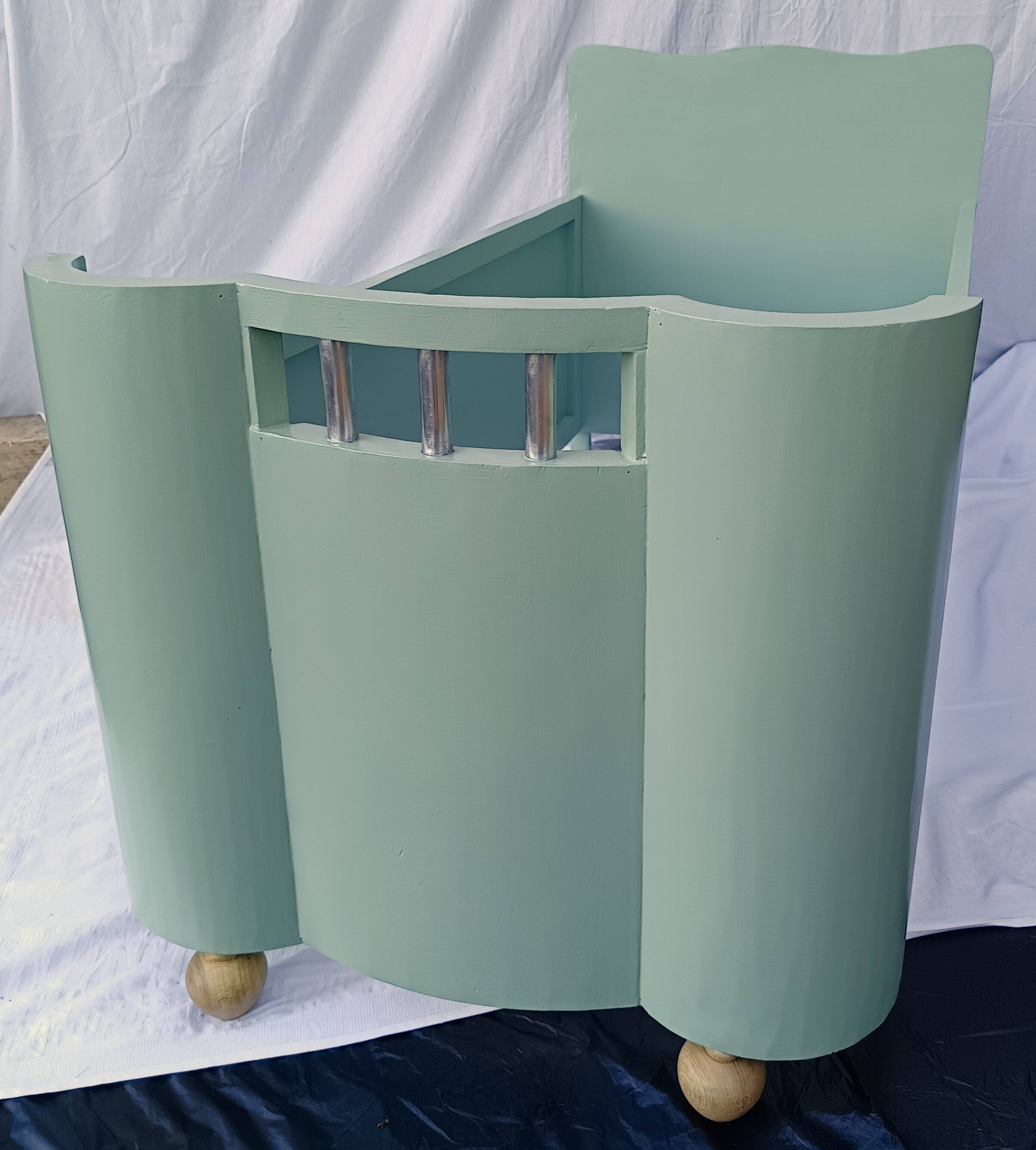 wooden bed 1950s child