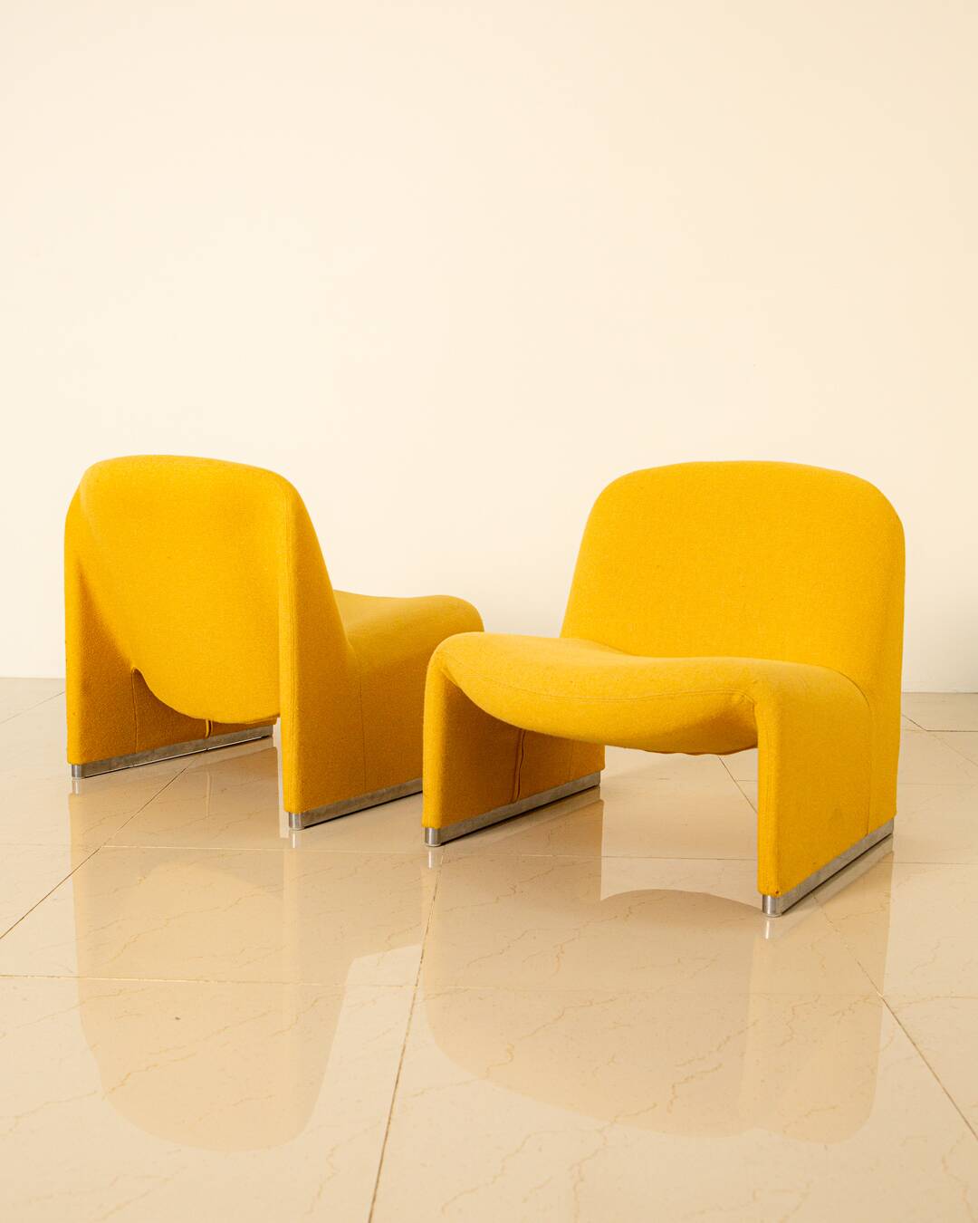 Pair of "Alky" lounge chairs by Giancarlo Piretti for Anonima Castelli 80's
