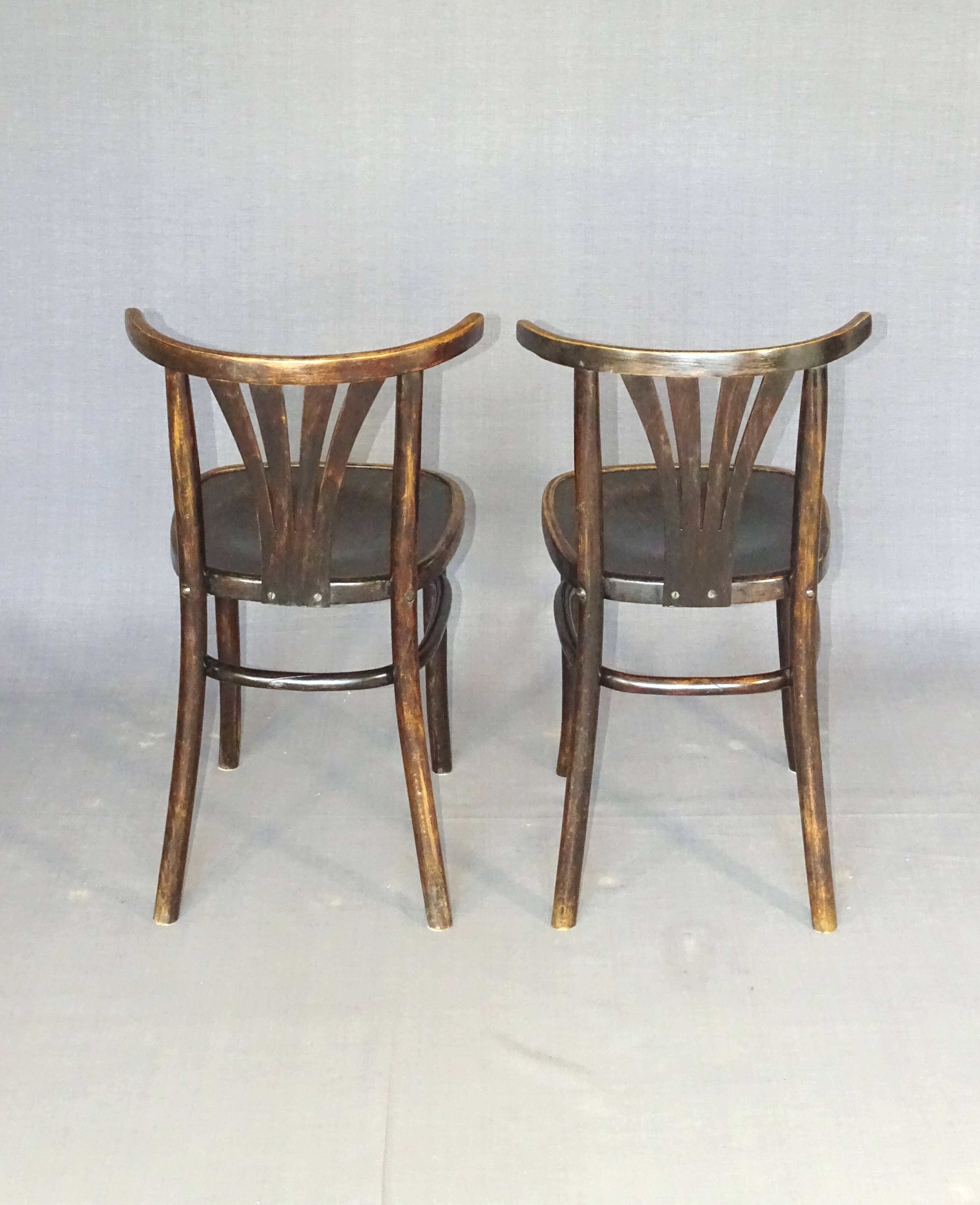 2 chaises " bistrot " Pologne 1939 Bentwood