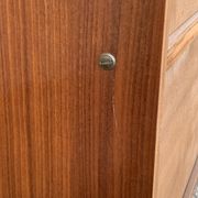 Bibliothèque murale vitrée en teck vintage 1950