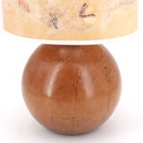 Lampe boule en bois, abat jour avec fleurs séchées