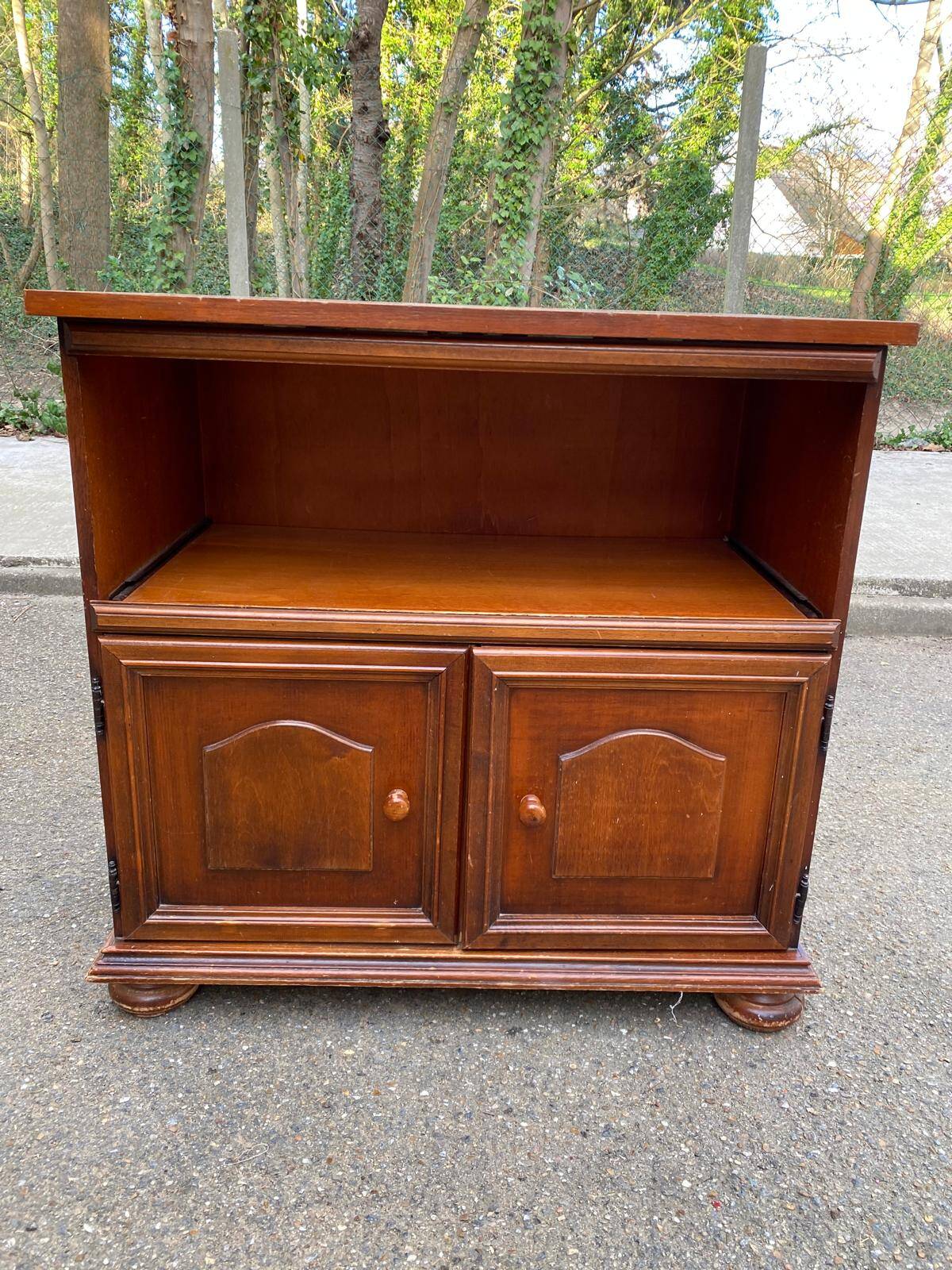 Wooden buffet, wooden TV unit in Louis XIV style.