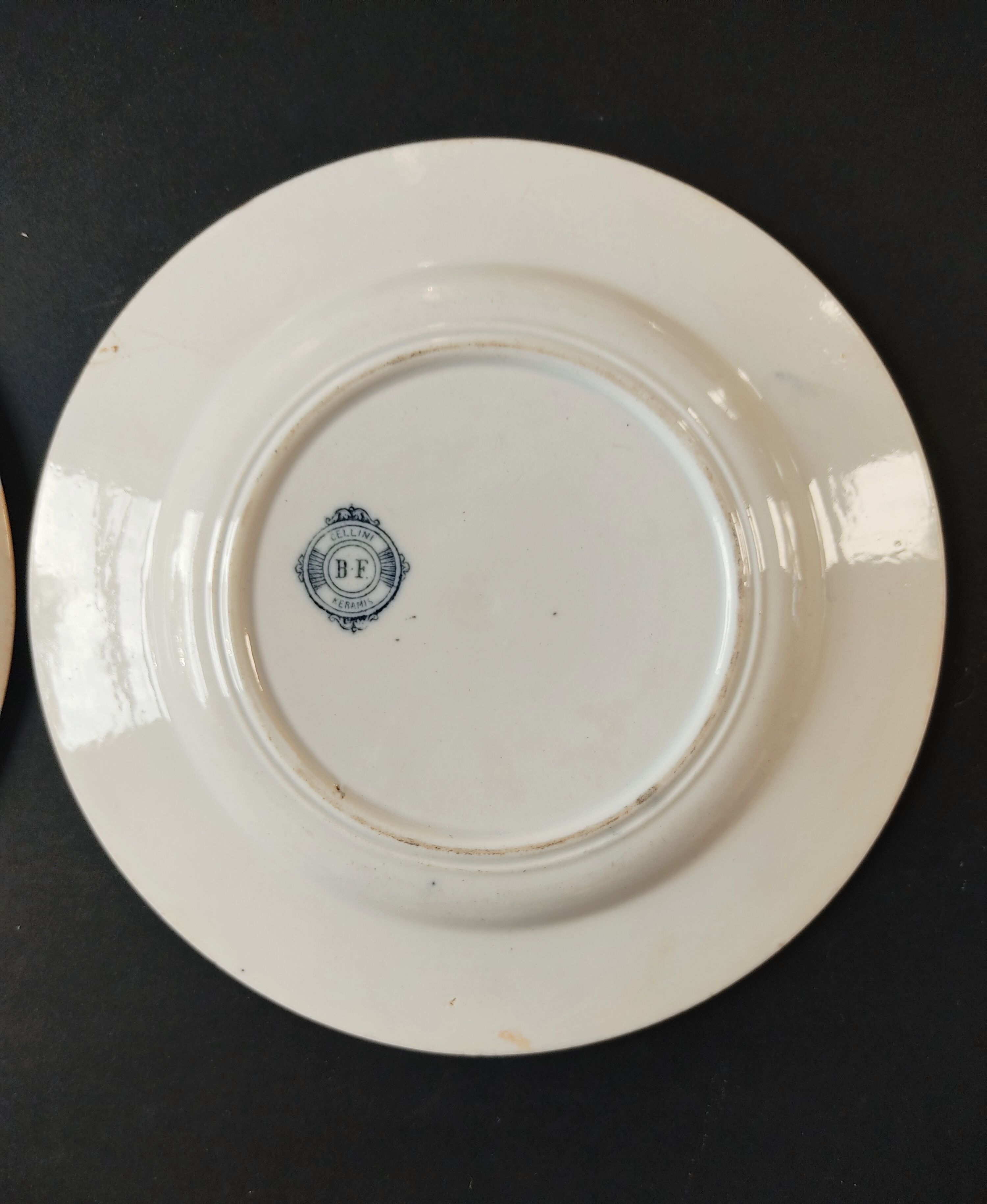 Pair of plate Boch Brothers Keramis Cellini