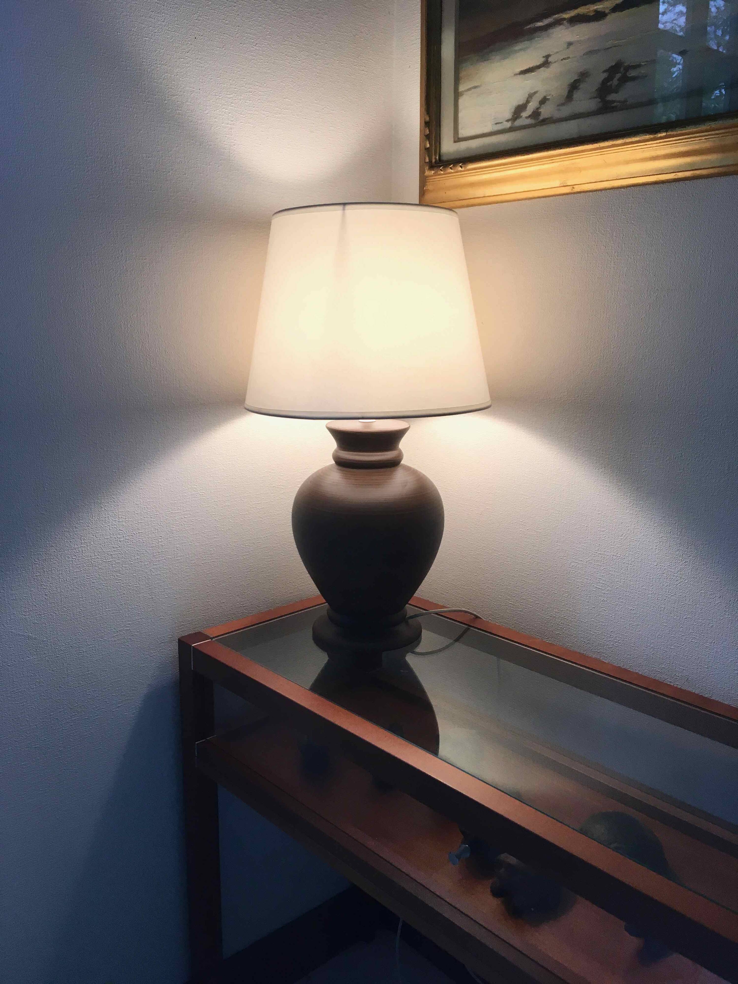 Lampe pied en terre cuite