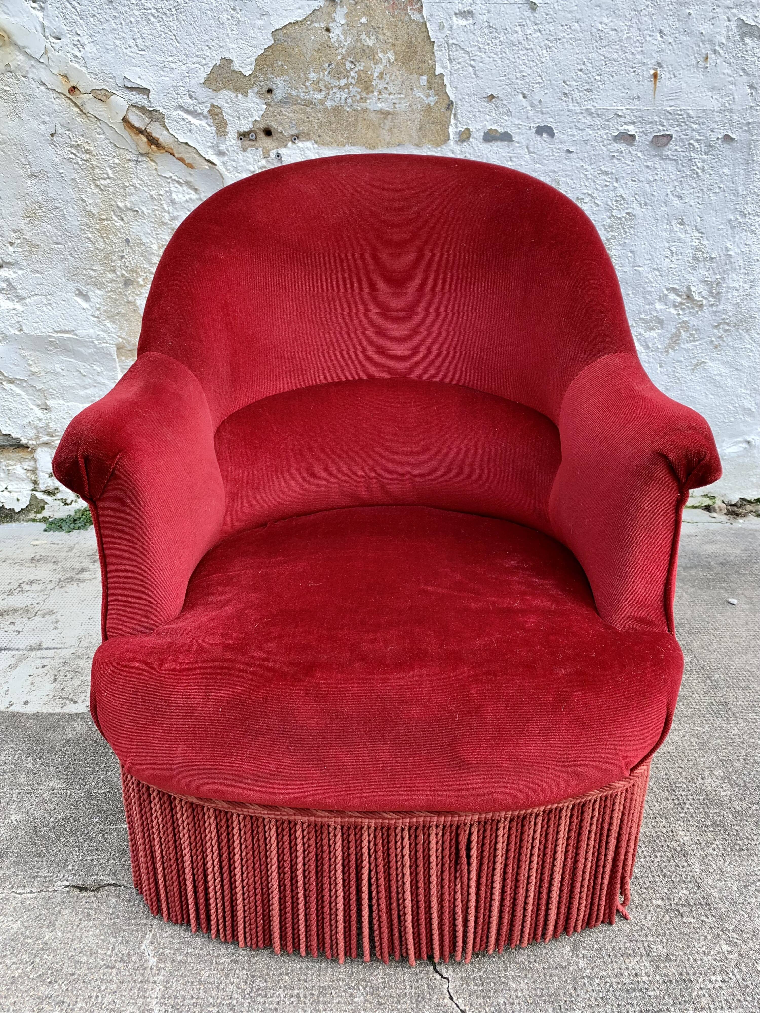 Red velvet toad armchair