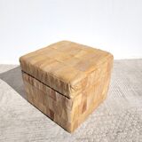 Pouf coffre façon en patchwork de cuir beige de Sede