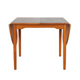 Table en teck, design danois, années 1970, production: Danemark