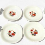 A set of 4 cups and vintage saucers in fine porcelain of the brand m and s
