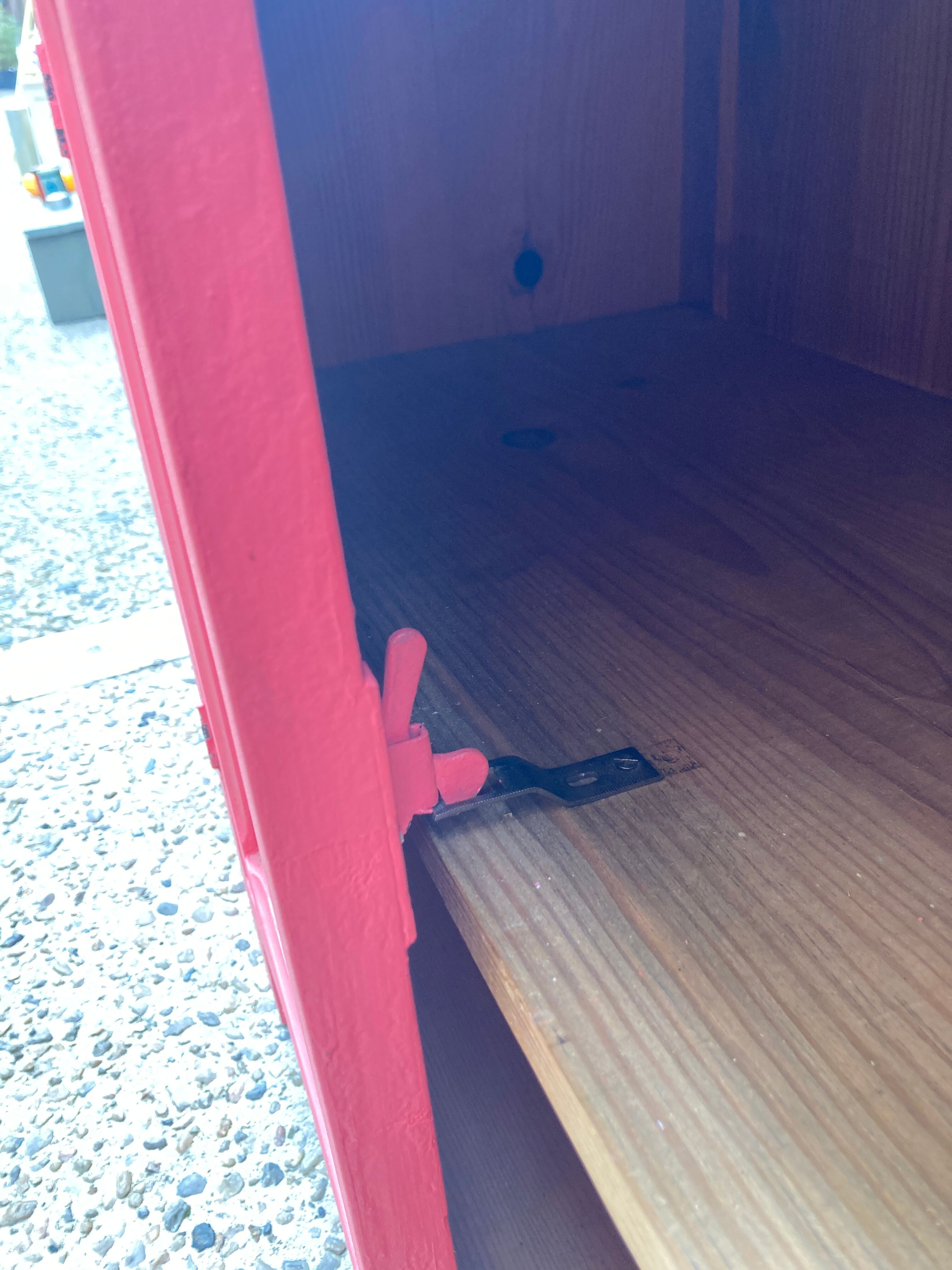 Pink Parisian buffet