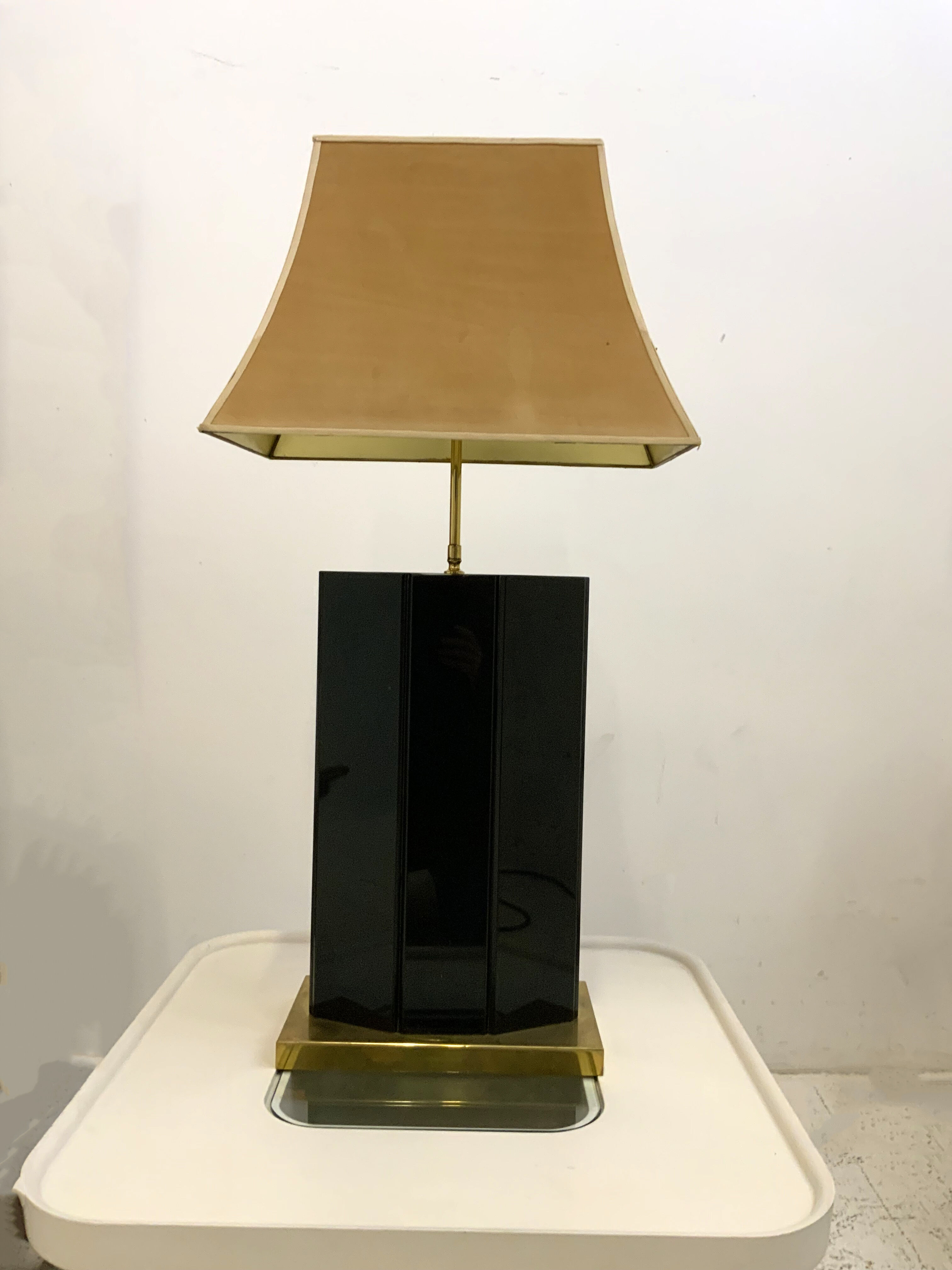 Ambient table lamp dating from the 70s