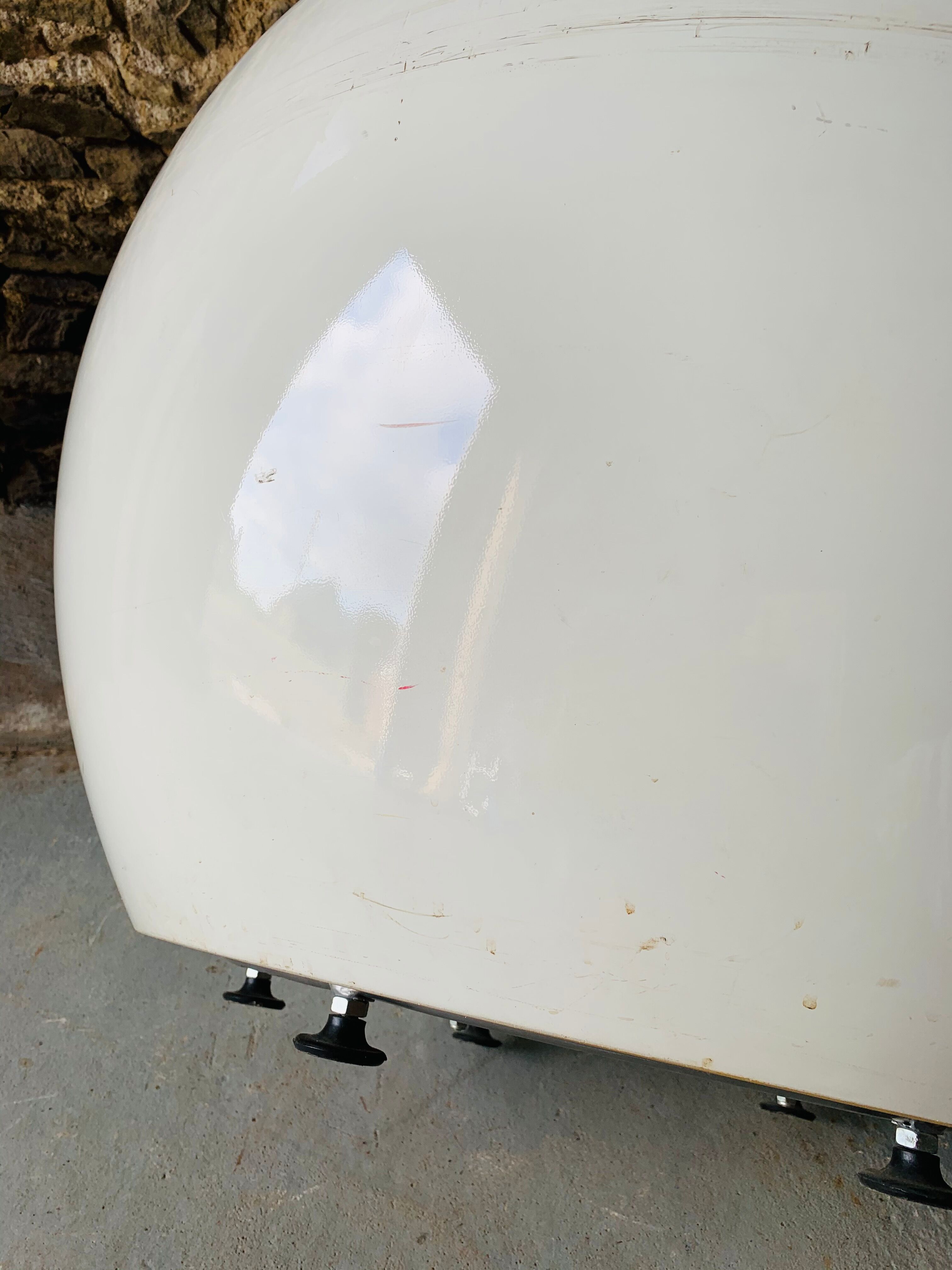 Armchair eye pod ball