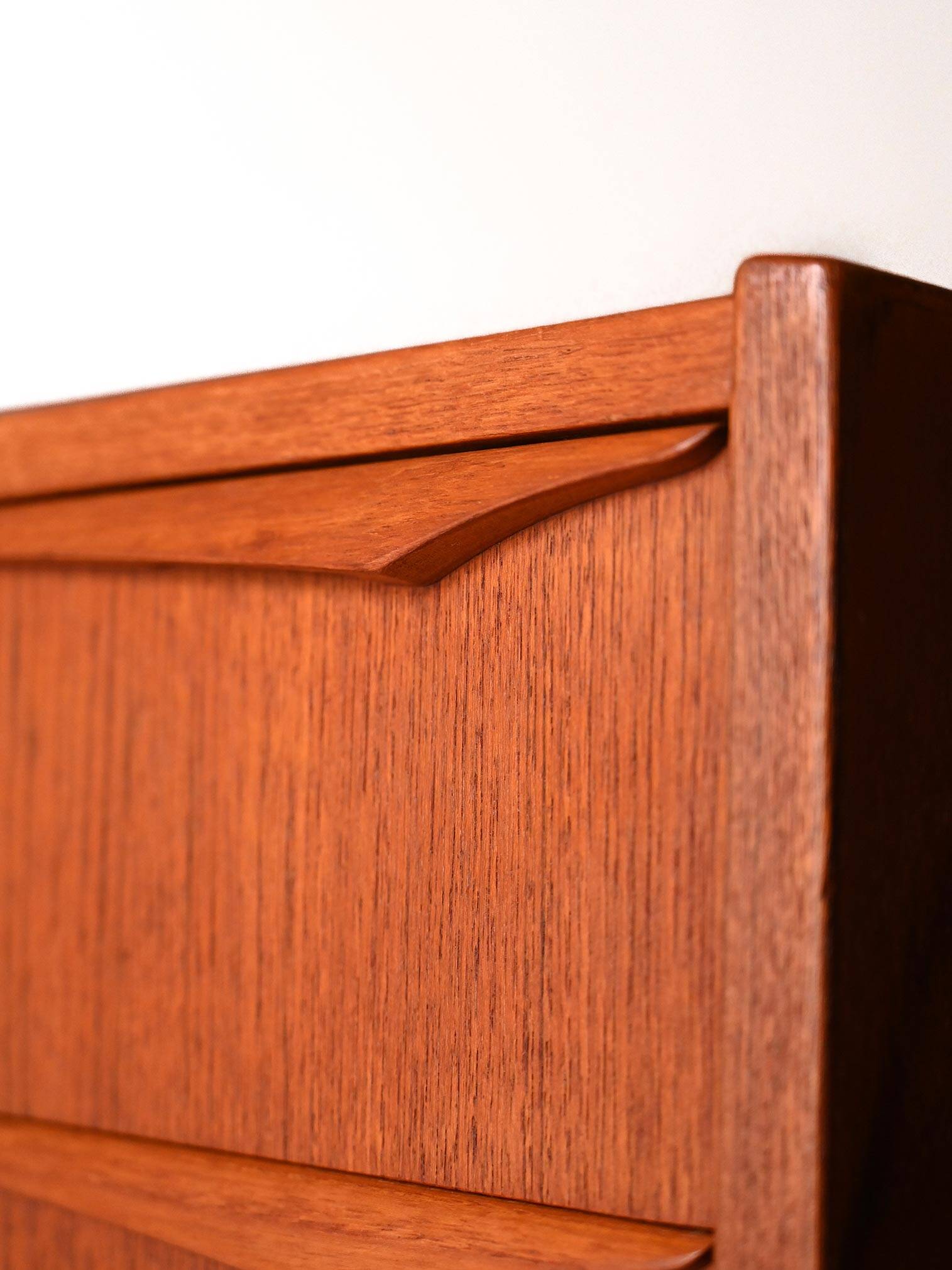 Scandinavian teak chest of drawers with 6 drawers from the 1950s/60s