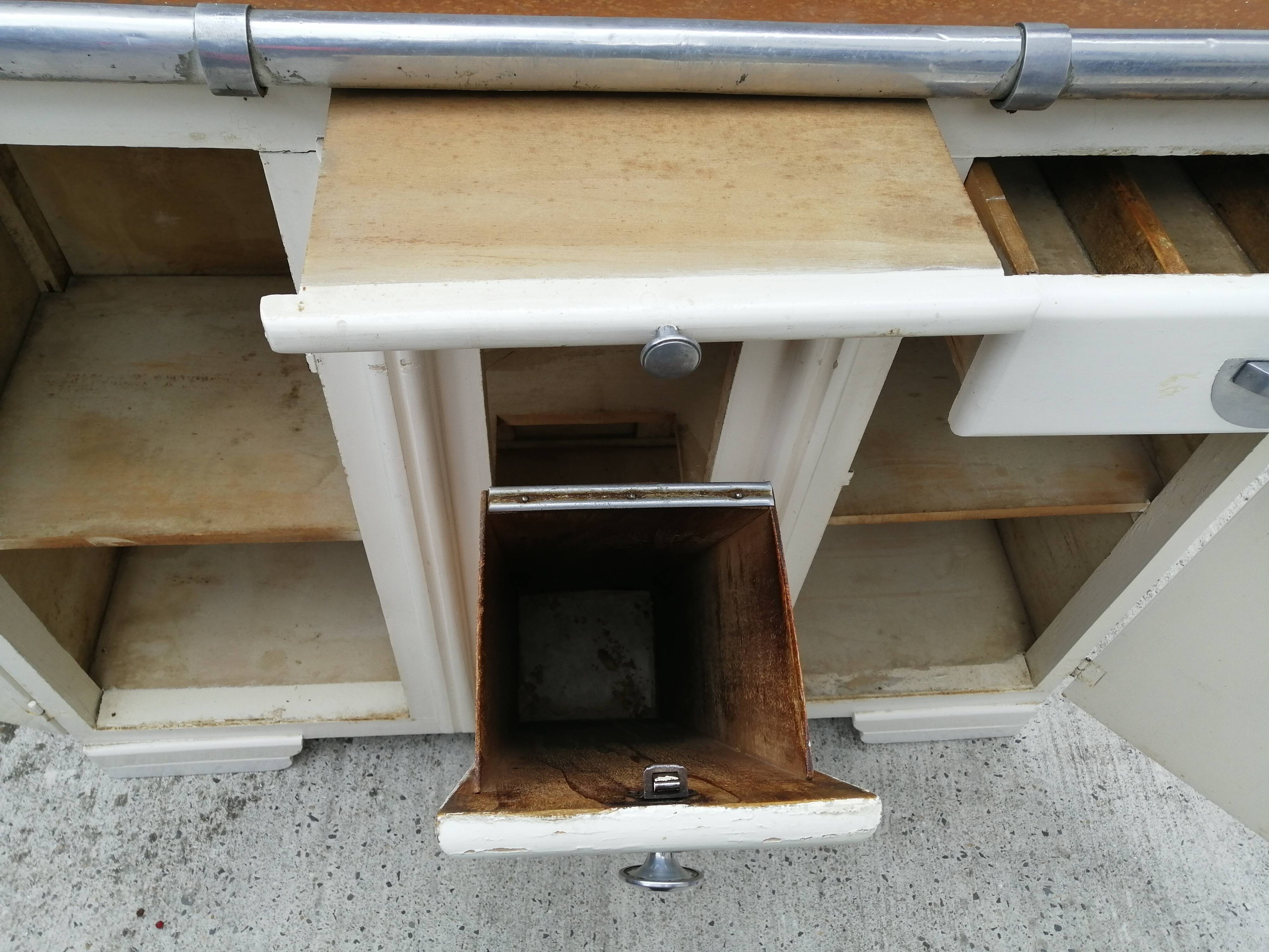 Buffet style Mado 50s