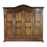 Armoire en bois massif