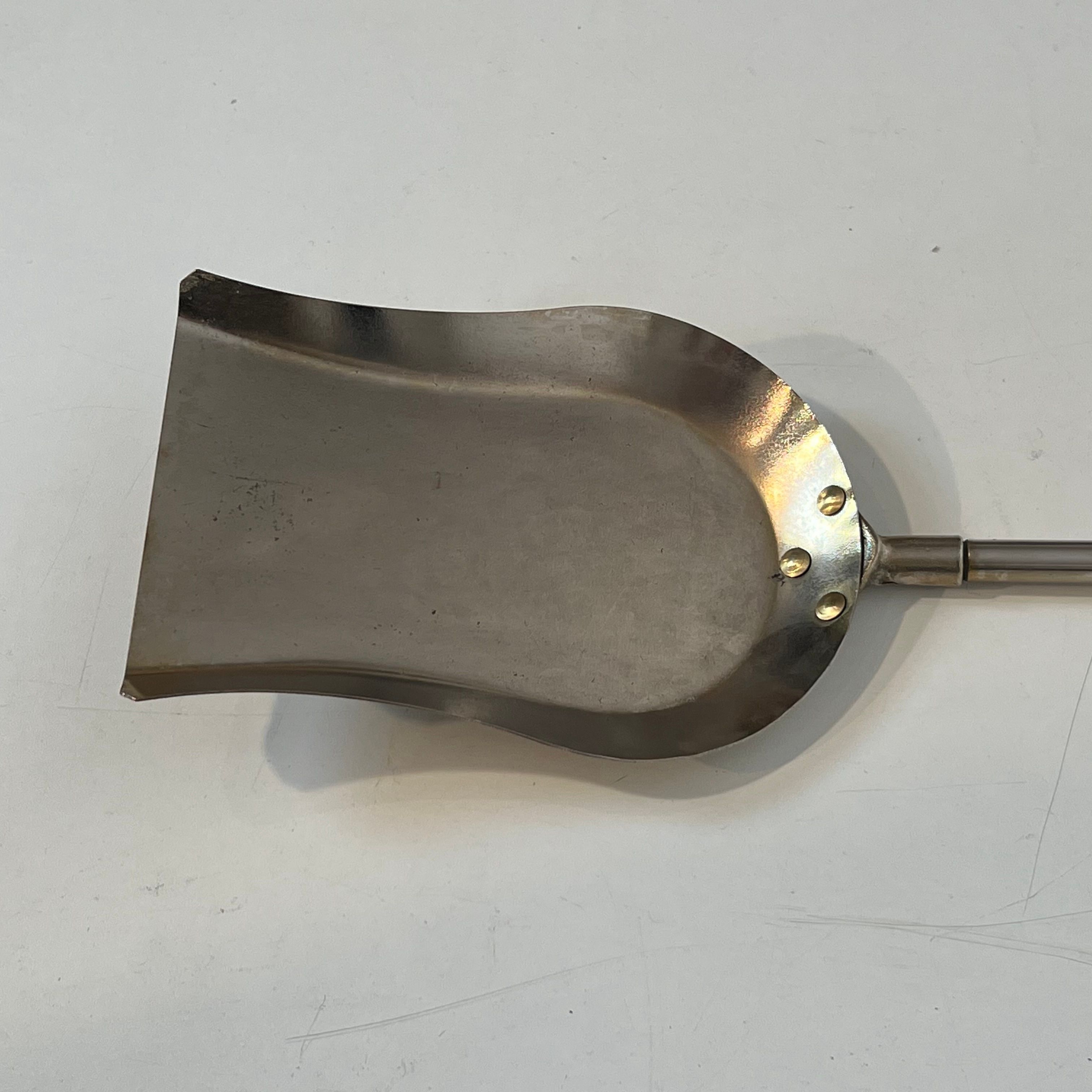 Chrome design fire lighter