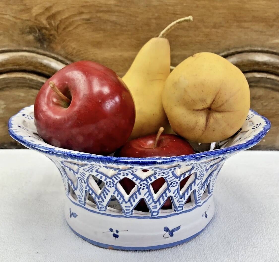 Old openwork bread fruit basket cup Martres Tolosane