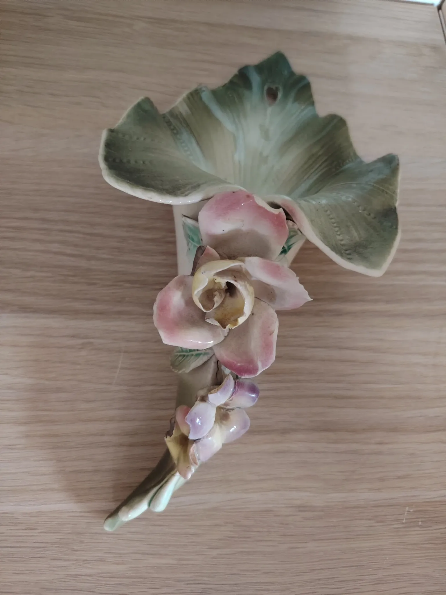 Bouquetière, vase mural
