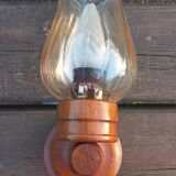 Wooden wall lamp