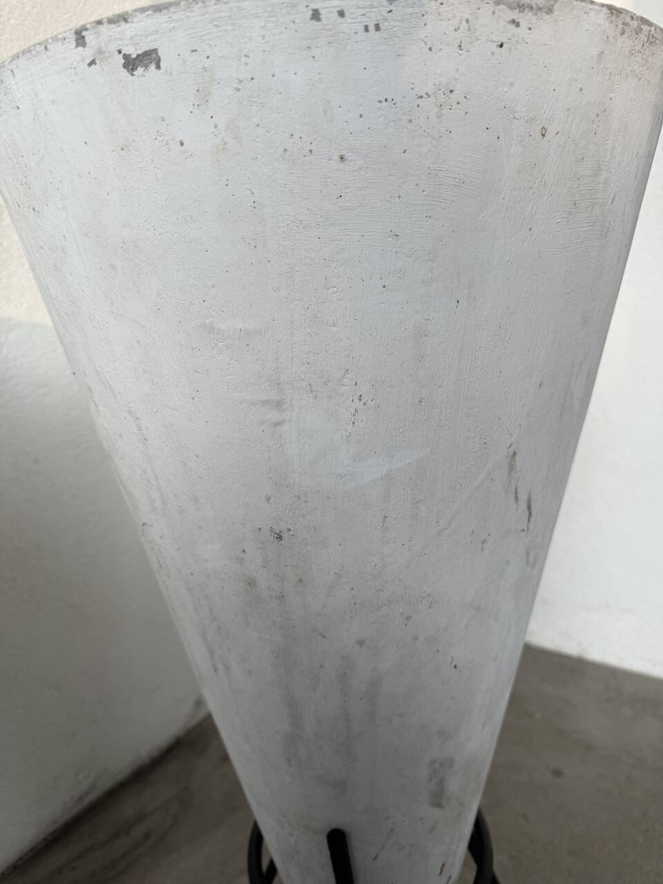 Willy Guhl planter cones x2