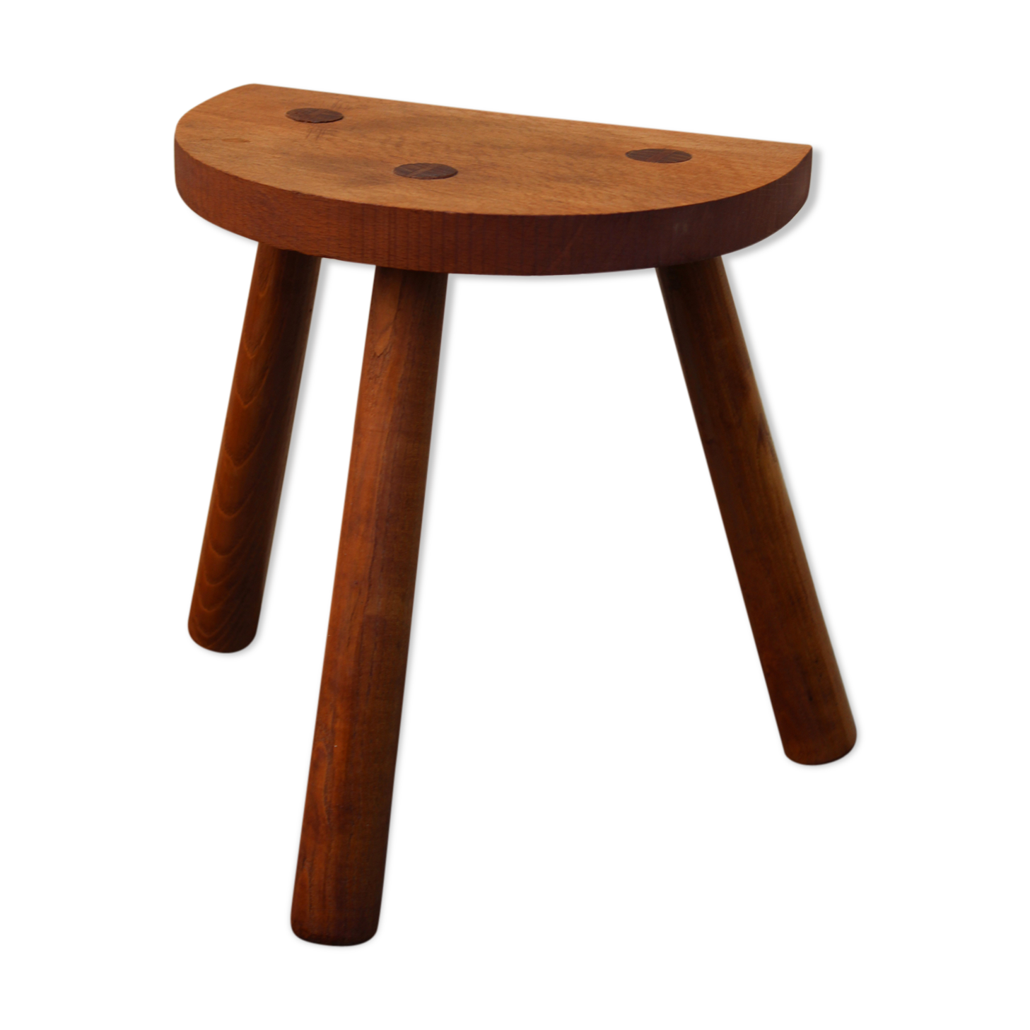 Tripod brutalist stool