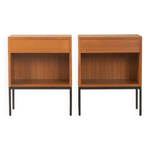 Tables de chevet minimalistes