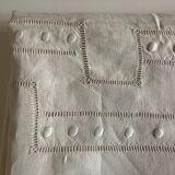 Linen cloth embroidered days and peas shuttle without monogram 1960